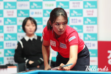 준결승 진출 스롱, 못 이룬 월드 챔프 도전 이어간다...이유주에 3-0 승리 [SK렌터카 LPBA 월드챔피언십]