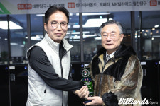 국가대표 총감독 출신 이장수, 대한당구시니어연맹 연말 전국대회 우승