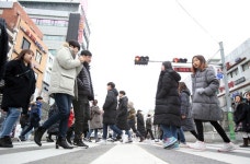 `충북 2040·세계화 초석 쌓는 원년될까