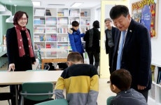 영명보육원 시설 둘러보는 노태강 차관