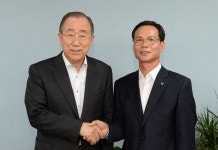 반기문, 충주·음성 잇단 방문