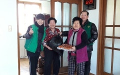청원구 남·여새마을지도자協 경로당에 식재료 전달