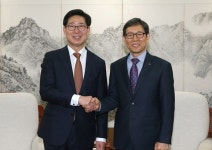 충남도 행정부지사에 논산출신 김용찬