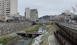 충주천변 `힐링공간 탈바꿈
