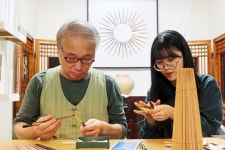 청주 젓가락 상품, 카자흐스탄서 선보인다