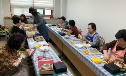 보은군 노인회관 취미교실 인기