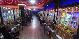 `일확천금의 유혹 충북지역 불법 사행성 게임장 판친다