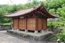 주민들의 휴식과 소통의 공간, 옥천 은산정(隱山亭)
