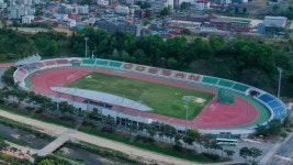 괴산공설운동장 축구장 `시민 품으로