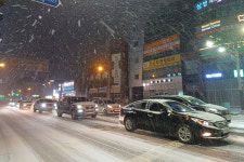 청주도심 눈 … 차량 雪雪雪