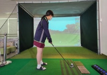 제천 송학중, 충북 최초 실내 스크린 골프 연습실 설치