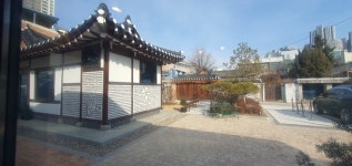 도심 속 한옥카페 `청주 핫플