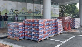 기성팜 코리아 목령복지관에 음료 후원