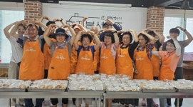 청주시장애인종합복지관 빵 전달