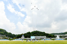 공사 축하비행편대 비행음 놀라지마세요