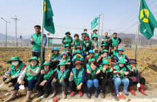 소이면 새마을지도자협, 새마을 동산 꽃묘 식재