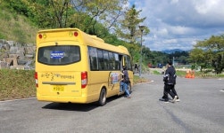주말 금산세계인삼축제 방문객 종합운동장 주차장 활용