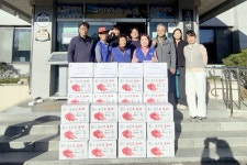 소이면 자유총연맹 여성회장, 경로당·취약계층 고구마 기탁