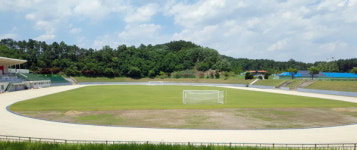 내수공설운동장 재시공비 `법적 공방