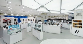 롯데하이마트, 국내 최대 프리미엄 카메라 전문관 오픈