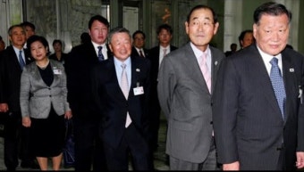대통령 방북, 재계 '세대교체'...이재용·정의선·최태원·구광모 첫 '회동'에 선물까지?