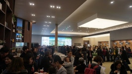 연지공원 푸르지오, 쌀쌀한 평일임에도 구름 인파 몰려