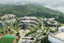 문 대통령과 산책 대화, 이재용·구광모 삼성전자 VS LG전자 미세먼지연구소 현황은?