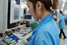 LG전자, 스마트폰 국내 생산 중단 베트남·브라질 이전 이유는...평택공장 전환배치 특단 조치