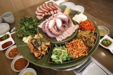 충북 진천 맛집 색다른 보양식, 문어보쌈