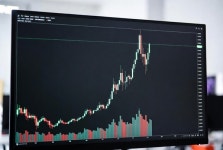 일성건설, 상지건설 급등에 투자경고…수주 vs 재무 평가 엇갈려