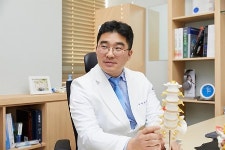 정종훈 원장 겨울철 빙판길, 척추압박골절 환자 늘어나