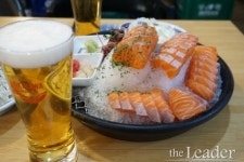 부산 동래 맛집 온천천 카페거리 미식가의연어 장인 만들어낸 연어사시미 부산 여행시 꼭 가볼만한곳