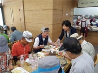 서영교 의원, 초복 맞아 ‘중랑노인종합복지관’에 삼계탕 650인분 전해