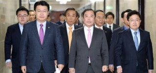 김병준 “일부 의원, 자신 이익 쫓는 듯한 발언 하고 있어”