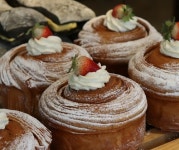 남양주 오로라베이커리, 한강뷰와 디저트의 환상적인 조합 ‘카페 규모만 300평’