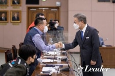 플랫폼 노동 문제 사회적 대화‥이재명, 지방정부 첫 노사정 협의체 구성