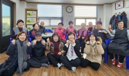 서영교 국회의원,  중랑구(갑) 경로당 찾아 지역구민과 소통