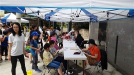 광명 신촌휴먼시아1단지아파트, 물건 사고팔며 정도 나눠