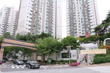 [단지탐방] 자연과 어우러지며 쾌적한 아파트 단지 만들기에  입주민 함께 노력