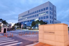 동대표 후보자 부적격 결의하자 선관위에 소 제기, 법원 아파트 선관위 별도의 단체···당사자 능력 있다