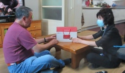 김포호수마을LH5단지, 홀몸어르신에 건강보조식품 전달