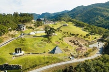 사랑이 깊어지는 정원···정선 로미지안가든