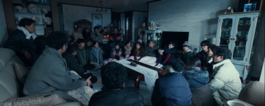 콘크리트 유토피아를 통해 본 현실 속 아파트 