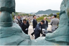 호국정신 함양과 보훈의식 선양.. 부산시 제63회 현충일 추모행사 개최
