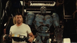 휴잭맨 그리는 치열한 로봇 파이터들의 세계!..영화 리얼스틸 채널CGV 방송