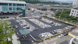 민원청사 주차장 시민에 개방..김해시,경전철 이용 활성화