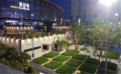 원도심의 화려한 부활..부산역광장, 부산유라시아플랫폼으로 재탄생