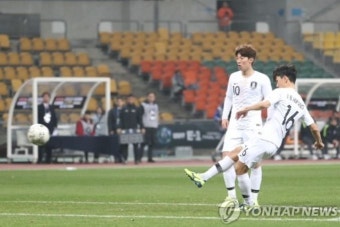 '황인범·나상호 연속골' 한국, 홍콩 2-0으로 꺾고 동아시안컵 첫 경기 승리