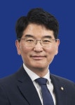 박완주의원 대표발의 ‘농어업발전3법’ 본회의 통과..수산자원보호강화법 등
