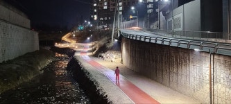 김해시, 해반천 상류 연장 산책로에 가로등 완비